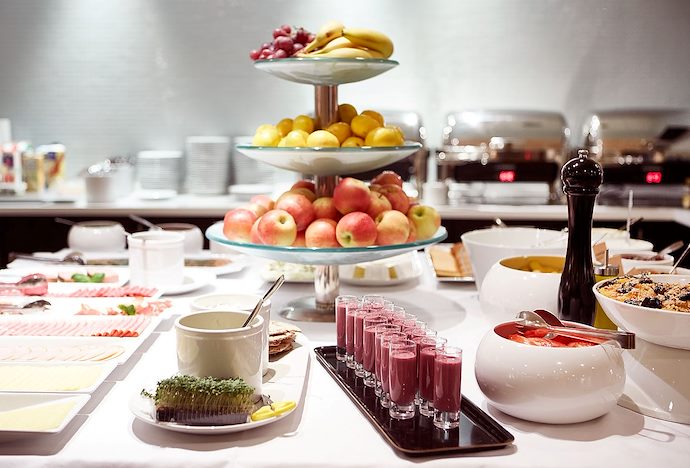 Hotellfrukost  Stockholm fruktfat